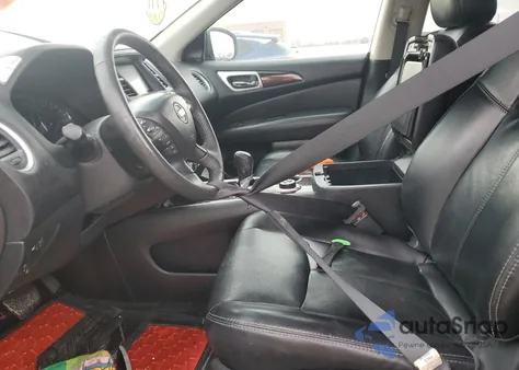 2015 Nissan Pathfinder S z USA, uszkodzony, nr VIN 5N1AR2MMXFC700341